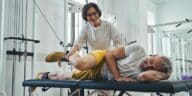 Hilfsmittel und Anpassungen im Alltag